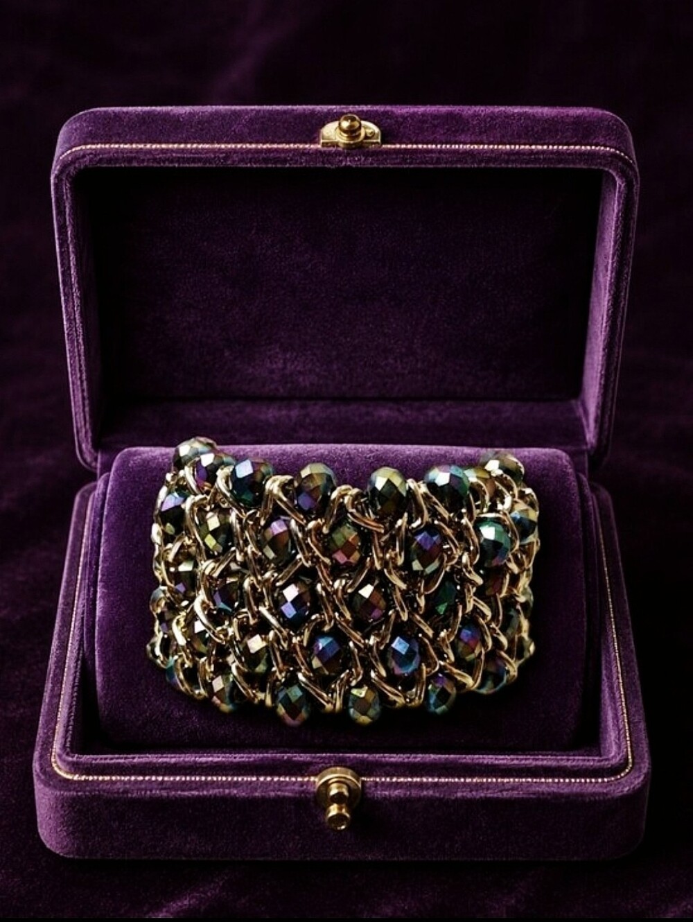 Midnight Blue Iridescent Glass Oil Slick Gold Tone Stretch Vintage Bracelet EUC